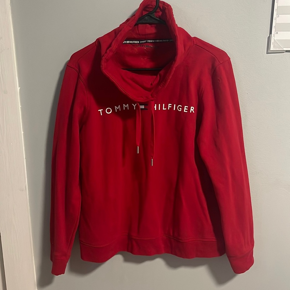 Funnelneck sweatshirt